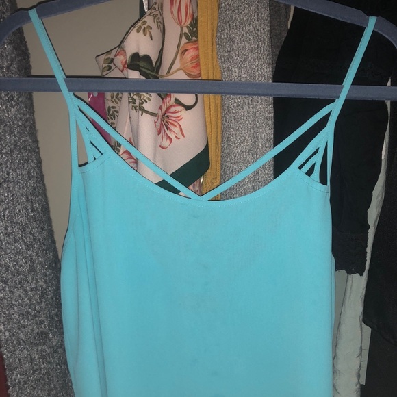 Blue tank - Picture 2 of 2